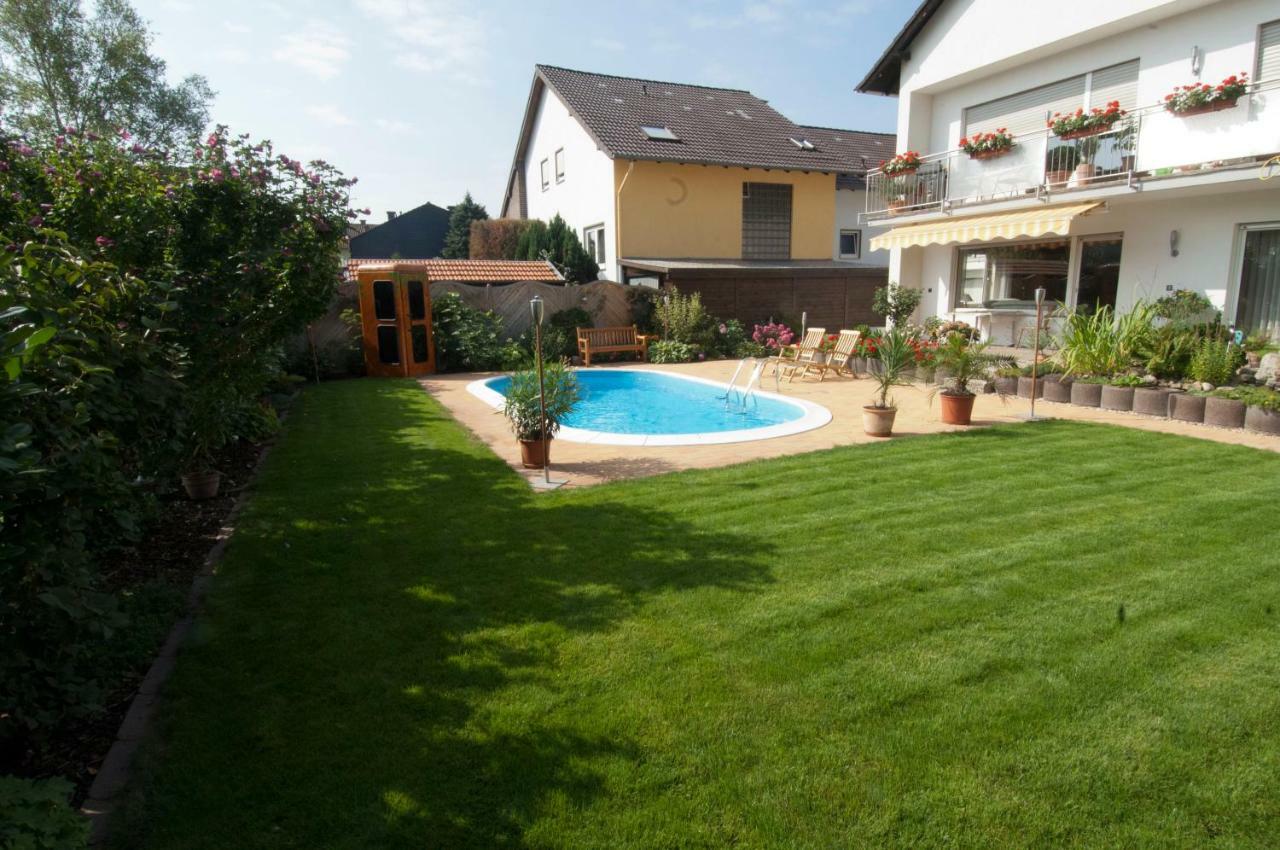 Fewo-Schwarzer Ingelheim-sur-le-Rhin Extérieur photo